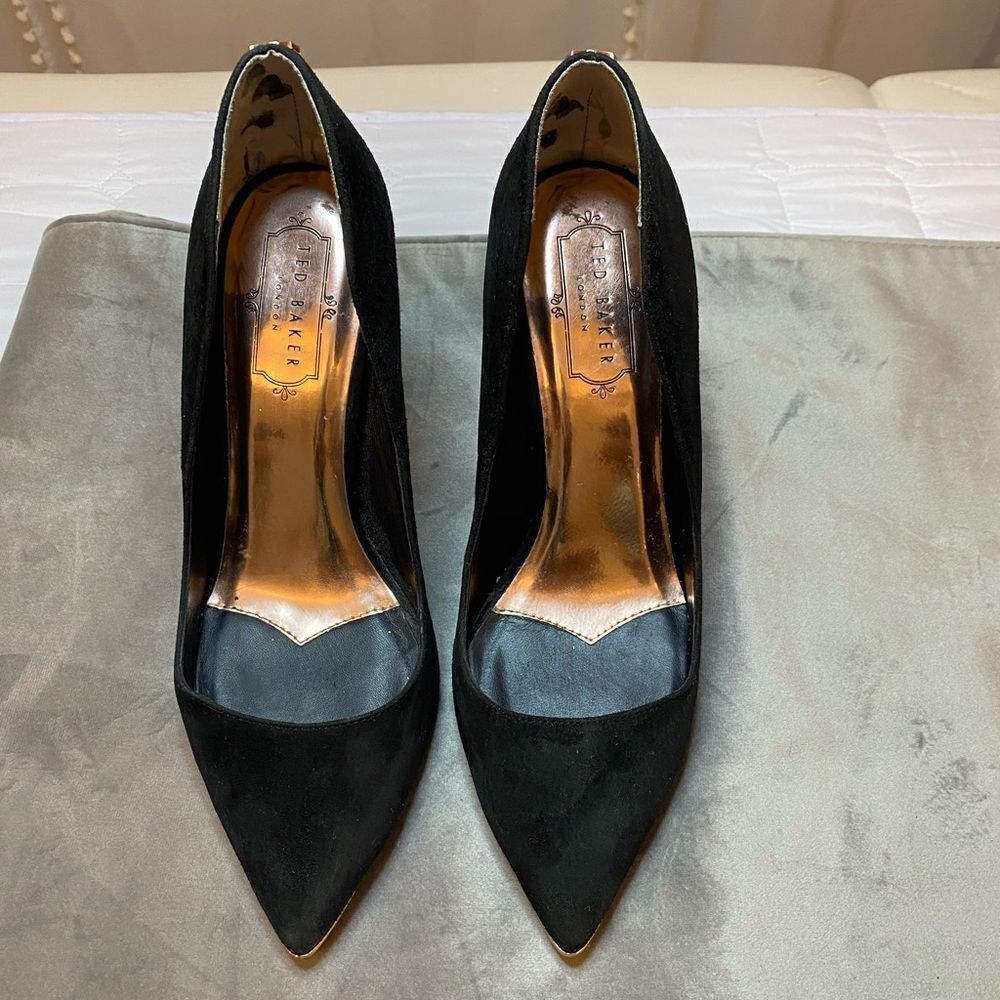 Ted Baker Genuine Suede Heels, Size 38(8)